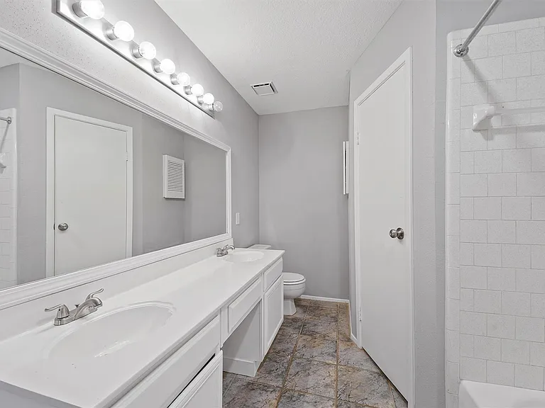 22101 Moss Falls Ln — Photo 17