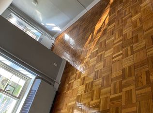 (Undisclosed Address), Fresh Meadows, NY 11365