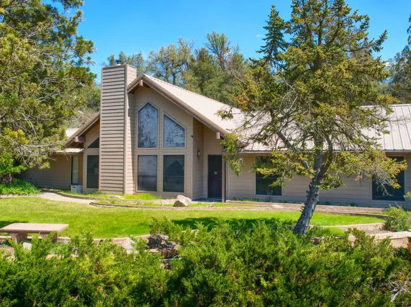 50705 Presidio Way, Oakhurst, CA 93644