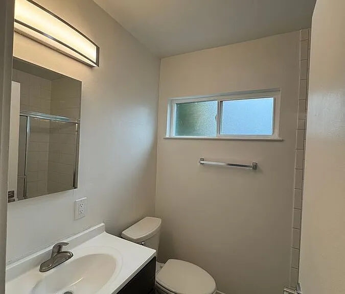 2828 College Ave — Photo 19