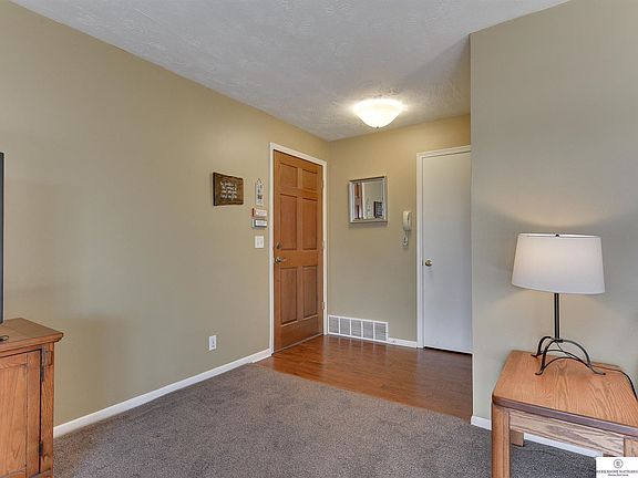 2nd image of 12737 Woodcrest Plz