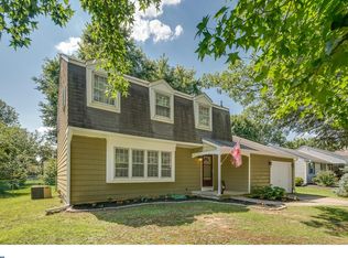 128 Shelly Ln, Delran, NJ 08075