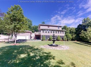 1209 Bowen Creek Rd, Branchland, WV 25506