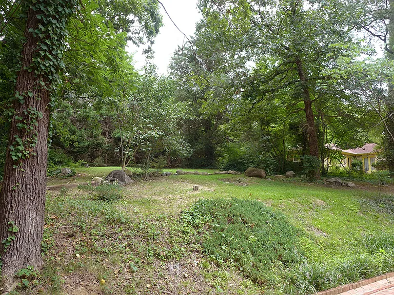 733 Raleigh Rd — Photo 11
