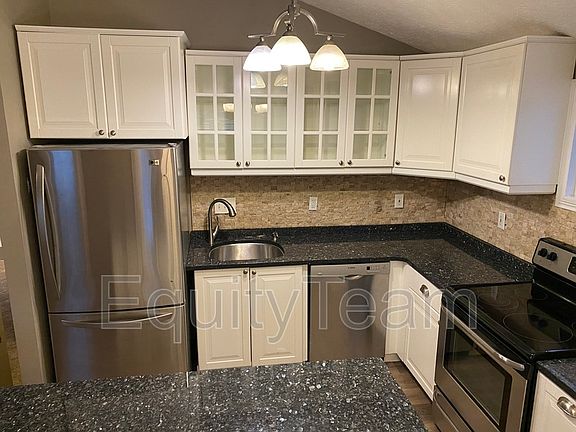 5th image of 9271 Fields Dr