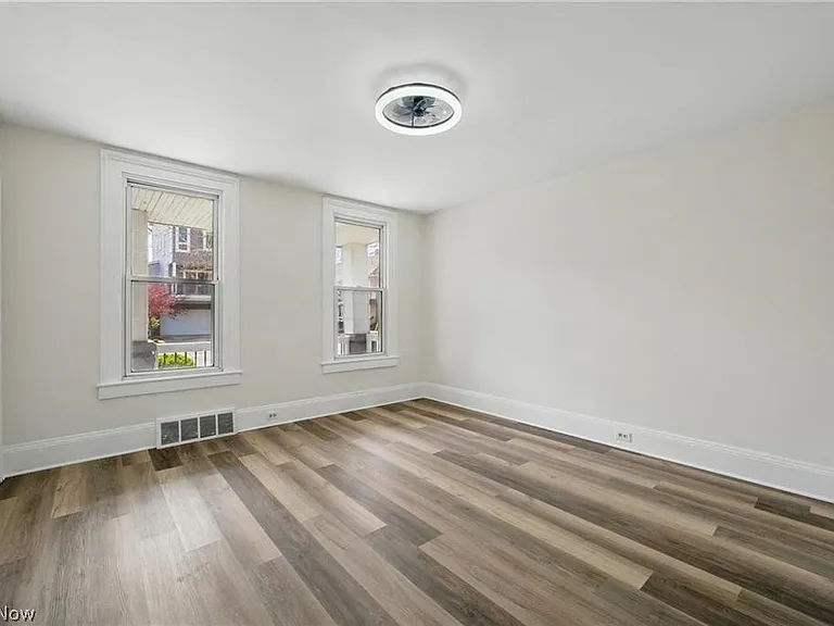 2471 Tremont Ave #DOWN — Photo 6