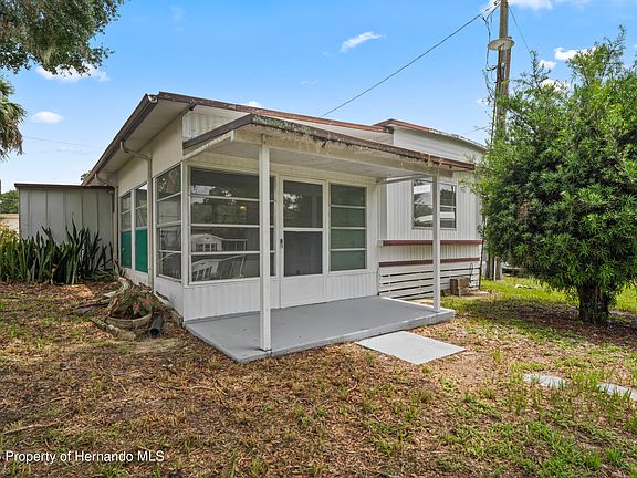 5th image of 24631 Plumosa Dr