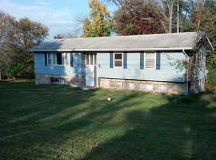 47 Mountain Vw, La Grange, NY 12569