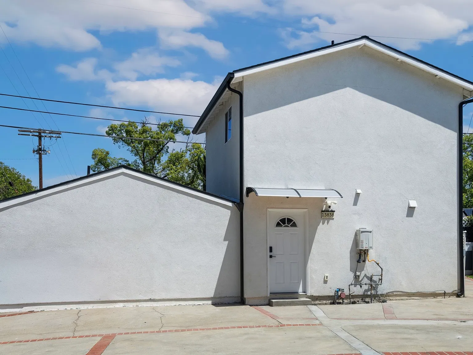 Ranchito Ave, Panorama City — Photo 1