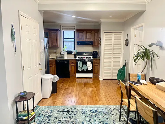 Rented by Highline Residential | media 3