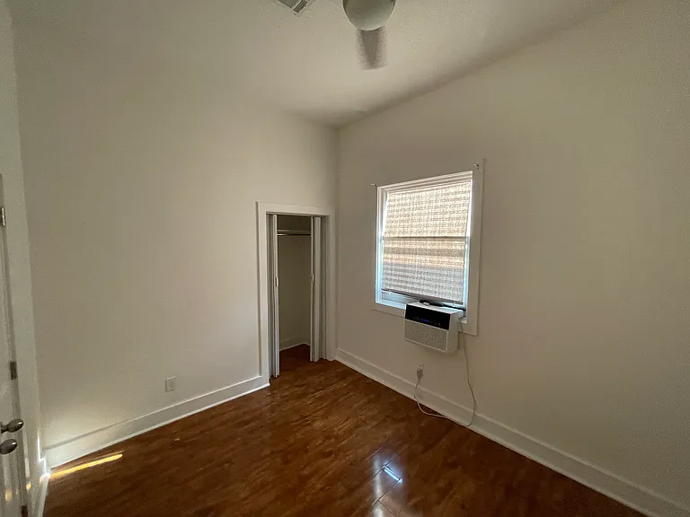 4810 Annunciation St — Photo 6