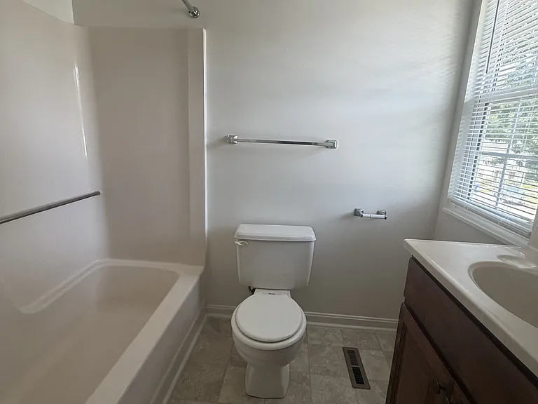 510 Grant Dr #1 — Photo 17
