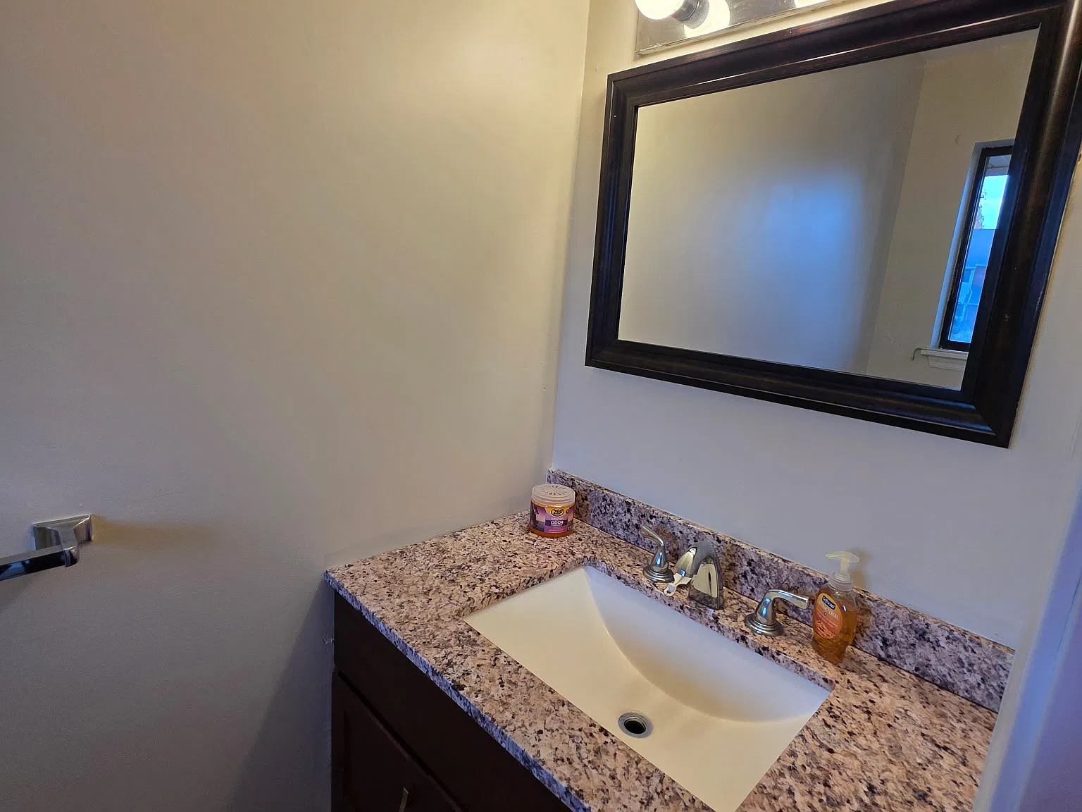 2 bed, 1.5 bath, 1278 sqft, $2,600 — Photo 4