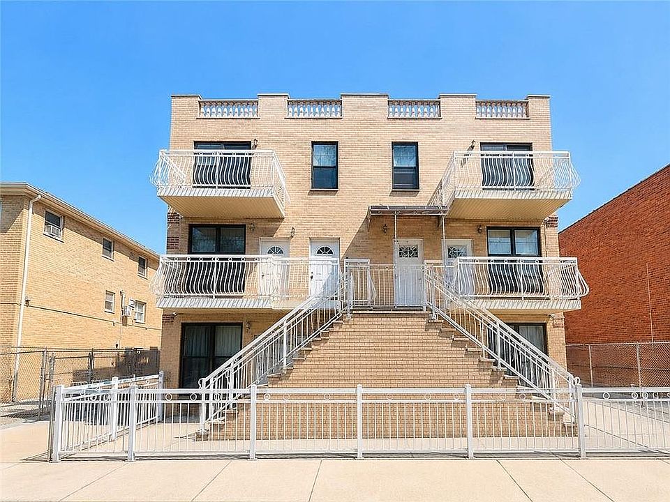 1st image of 125 Bay 29th St