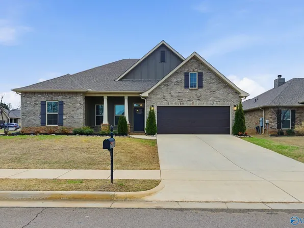 164 Creek Ridge Dr, Meridianville, AL 35759