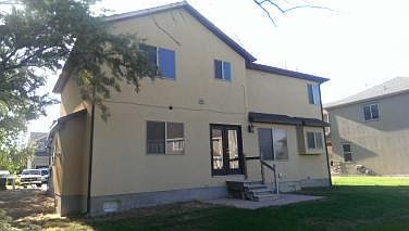 4th image of 688 N Devonshire Dr
