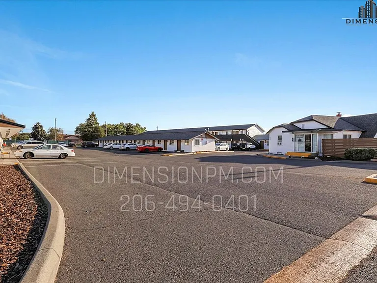 Columbia Apartments Yakima — Photo 24