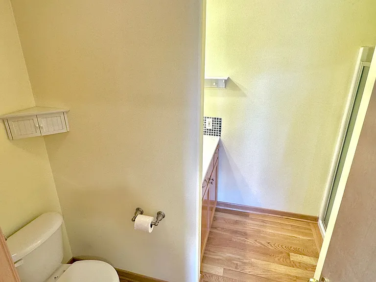 8702 NE Glisan St — Photo 12