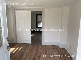 18 Blake St APT 1, Brewer, ME 04412