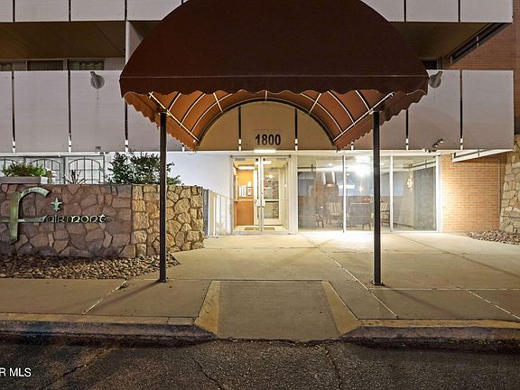 2nd image of 1800 N Stanton St APT 401