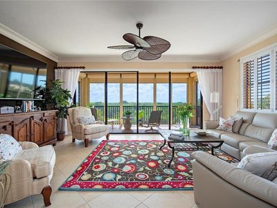 7008 Pelican Bay BLVD #H402, Naples, FL, 34108