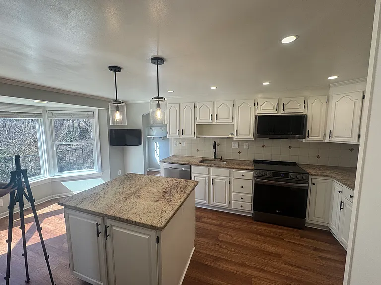 19100 Annapolis Way — Photo 7