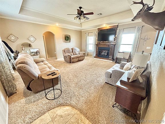 3rd image of 2010 E Creek Side Rd