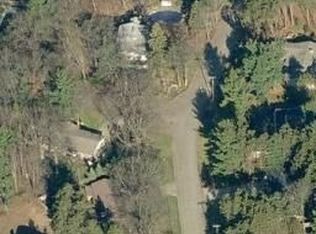 7195 Dorset Dr SE, Grand Rapids, MI 49546