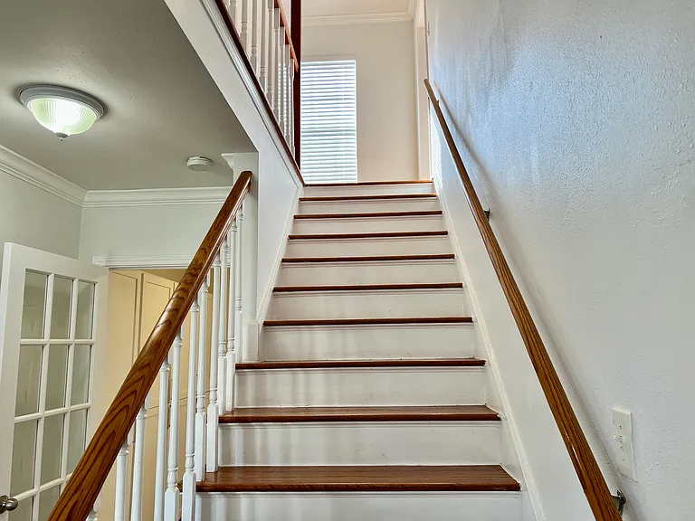4390 Harvest Ln — Photo 11