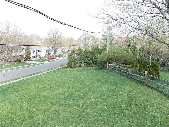 4th image of 6245 Rockdale Ct