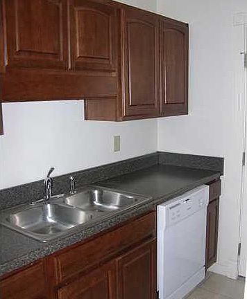 5th image of 1410 New York Ave APT C