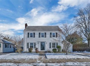 174 Littlefield St, Pawtucket, RI 02861
