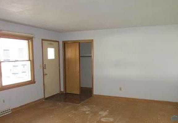 3rd image of 2250 County Road 220
