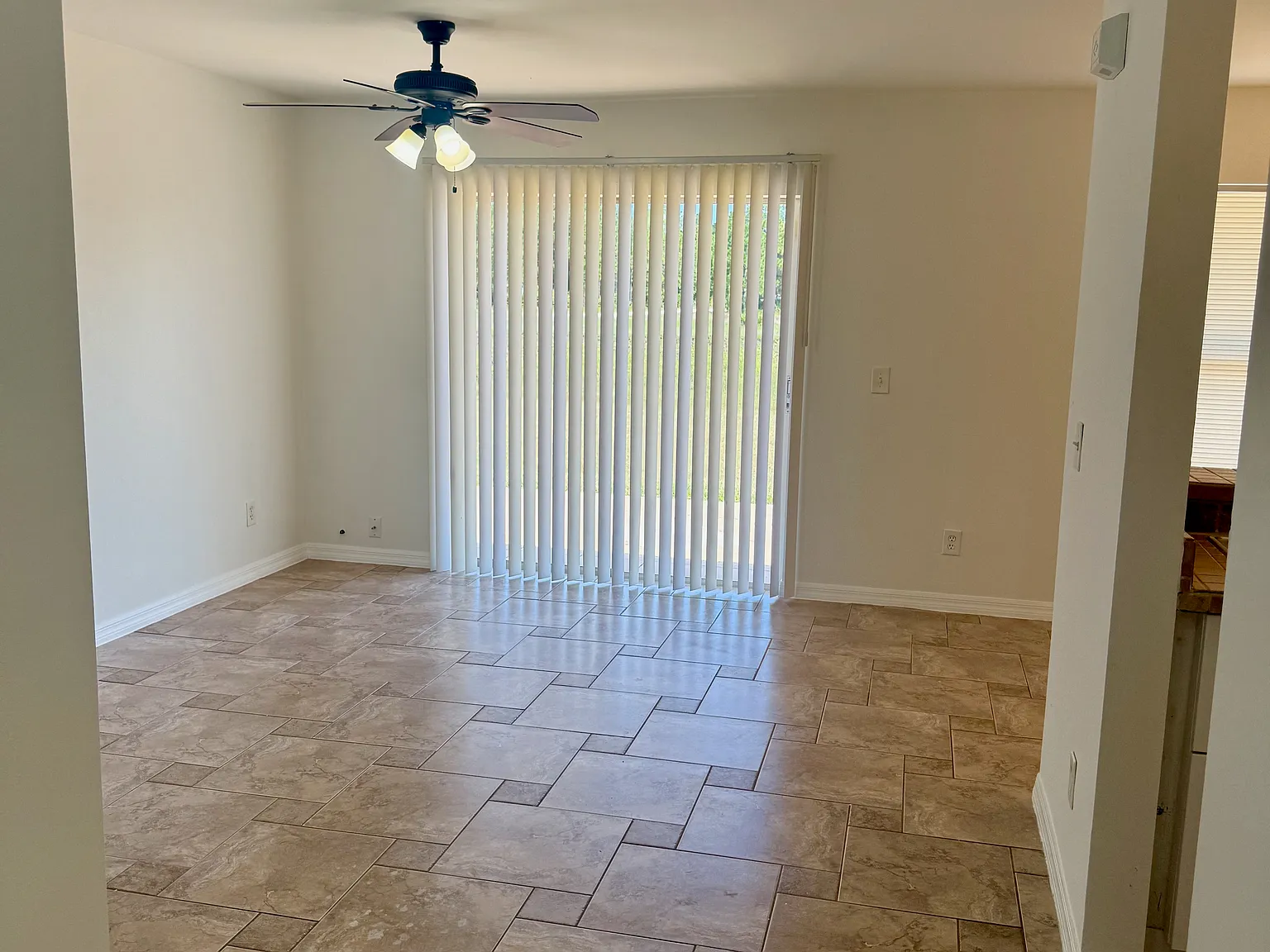 3 bed, 1148 sqft, $1,495 — Photo 4