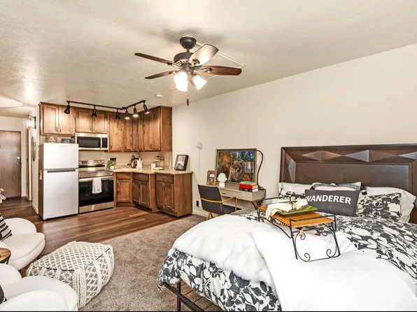 925 1st Ave N APT 207, Great Falls, MT 59401