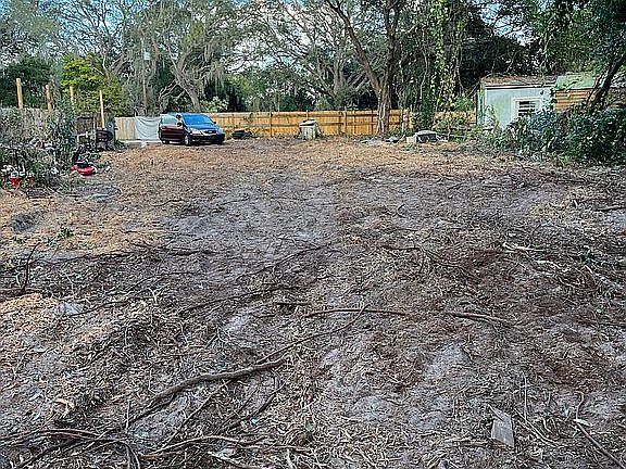 2nd image of 0 SE 185th Ct