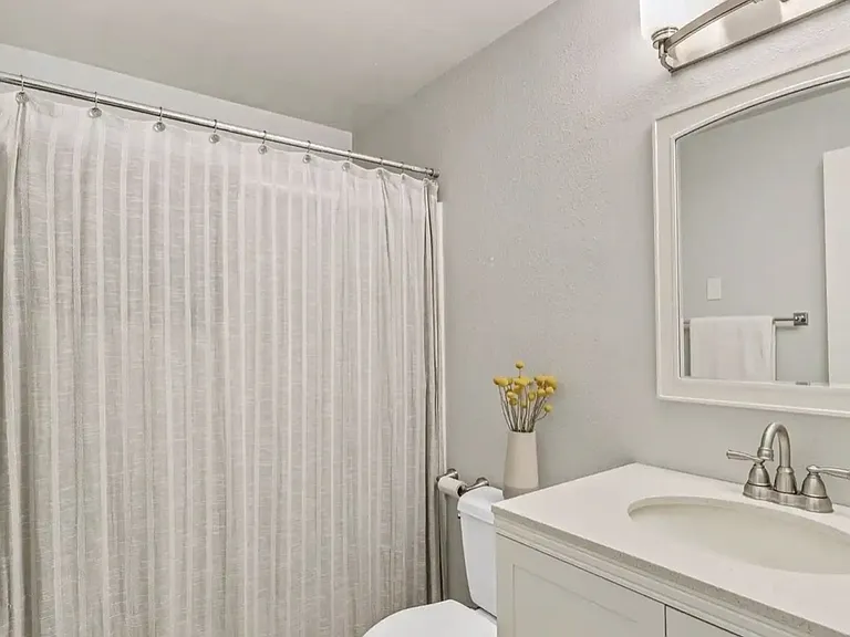 16821 Cortez Ct — Photo 7