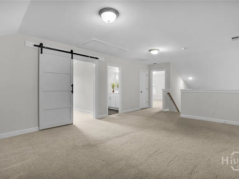 102 Oakdene Rd — Photo 20