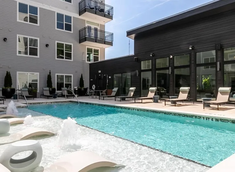 567 N Ave Ne #B1A — Photo 10