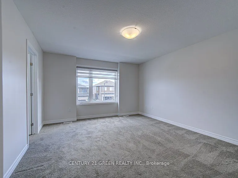 30 Baker Ln — Photo 26