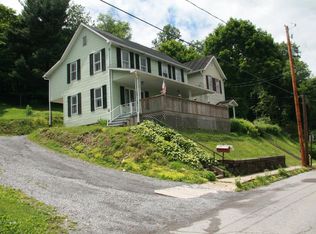 15 Campbell St, Montgomery, PA 17752