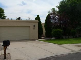 6901 Wildwood Ct NE, Albuquerque, NM 87111