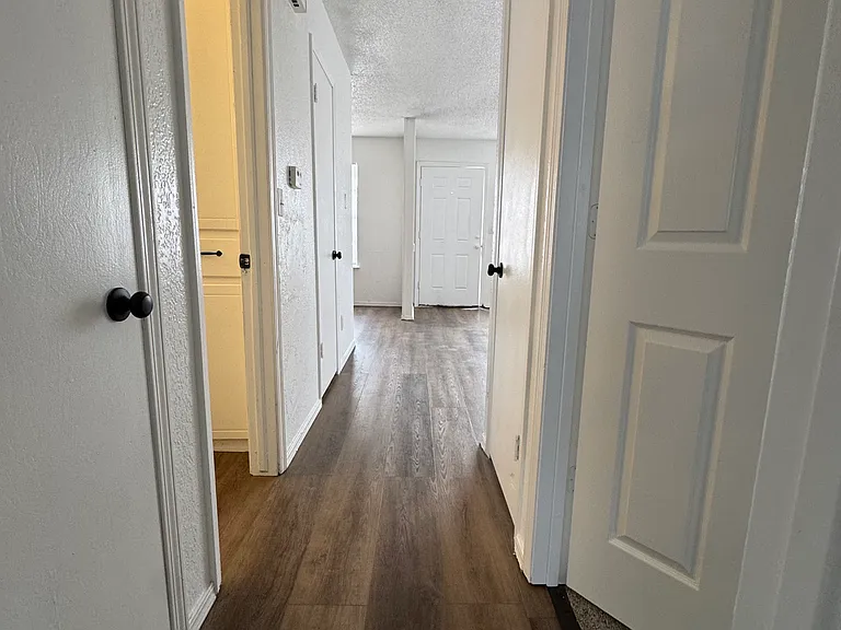 605 S Cimarron Rd #5 — Photo 7