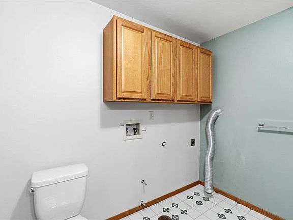 4th image of 11405 E 42nd Ct