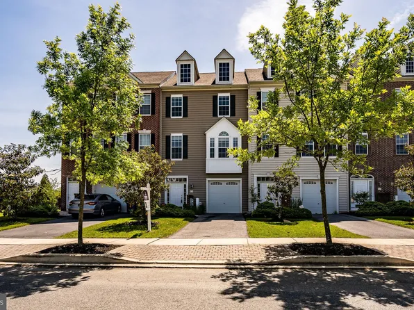 835 Hubble Ave, Bear, DE 19701