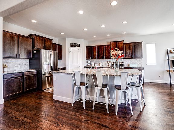 4th image of 10790 Forest Creek Dr