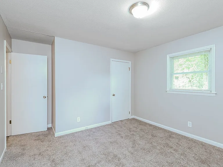 2910 Freida Ln — Photo 11