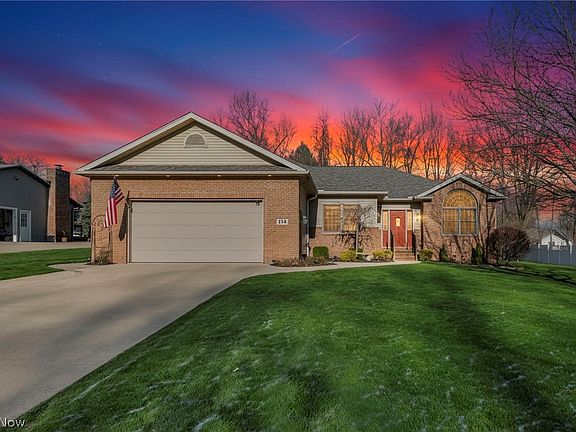 2nd image of 174 Circle Dr