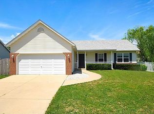 936 Jordan Dr, O'Fallon, IL 62269