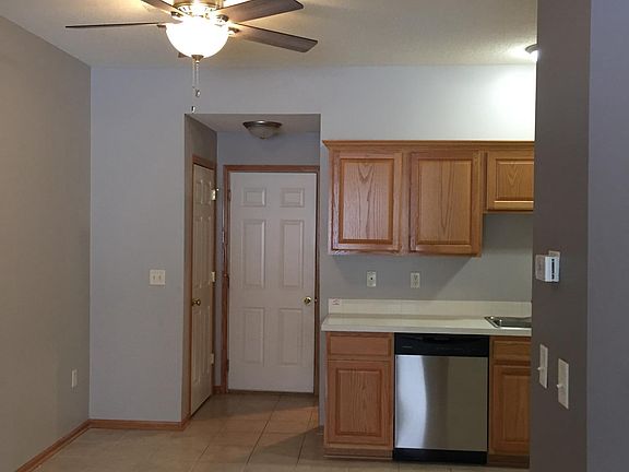 Main Level - Dining Area